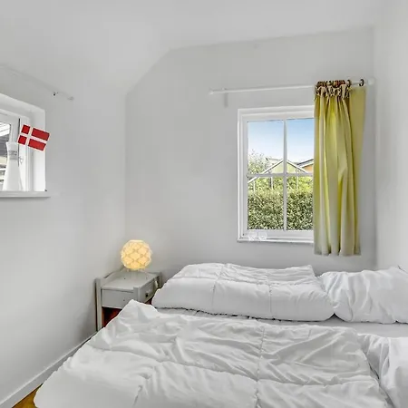 بيت للعطل Two-bedroom In
